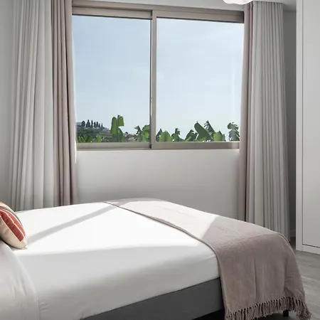 Villa Chu By An Island