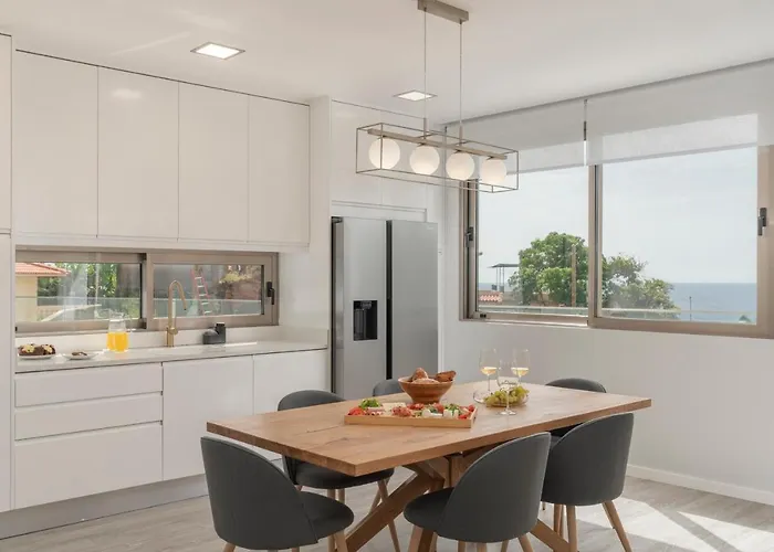 Vila Chu By An Island *