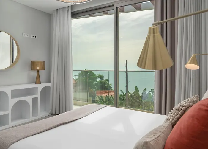 Chu By An Island Vila *