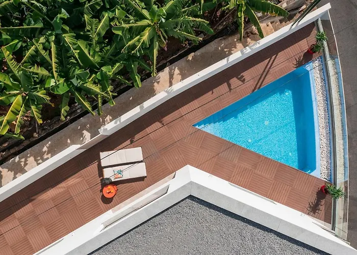 Chu By An Island Vila Ponta do Sol (Madeira)