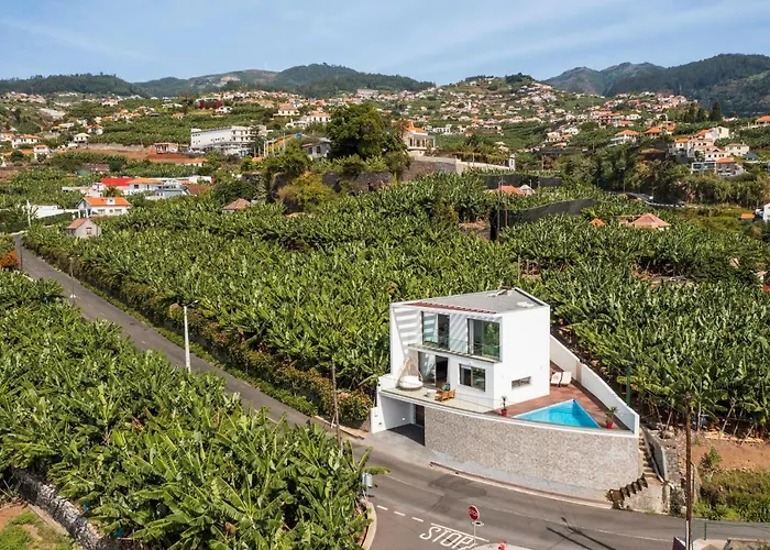 Chu By An Island Ponta do Sol (Madeira)